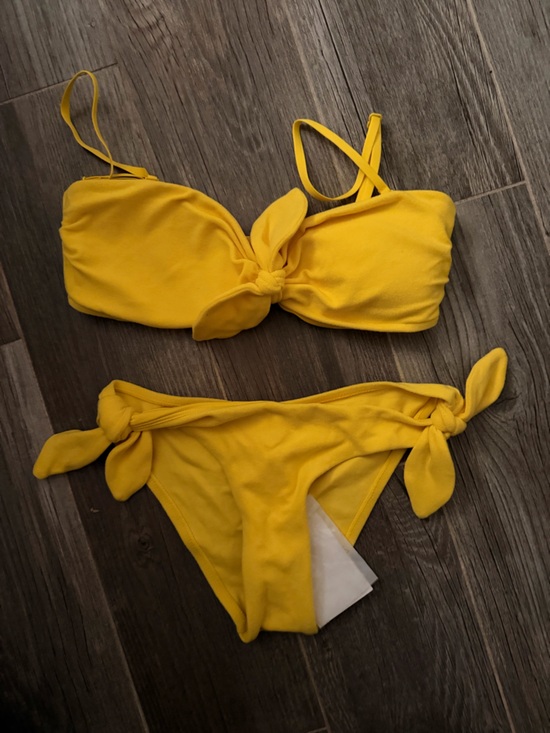 Zimmermann Other - Zimmermann Sunny Yellow Knit Top